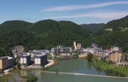 湖北：脫貧不脫鉤 摘帽不摘責