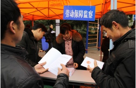 整治欠薪，讓農(nóng)民工安“薪”返鄉(xiāng)——根治欠薪冬季專項行動觀察