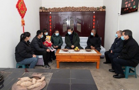 習(xí)近平談鄉(xiāng)村振興：使農(nóng)村的生活奔向現(xiàn)代化，越走越有奔頭