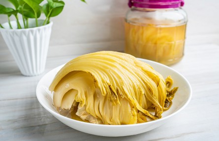 辟謠 | 自制酸泡菜安全嗎？油炸方便面會致癌嗎？