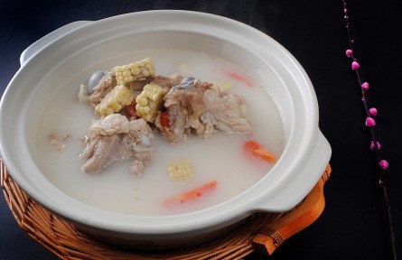 辟謠 | 骨頭湯、蝦皮、芝麻醬補(bǔ)鈣都不靠譜！來看正確的補(bǔ)鈣方式