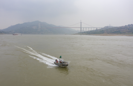 長江保護(hù)修復(fù) protection and restoration of the Yangtze River