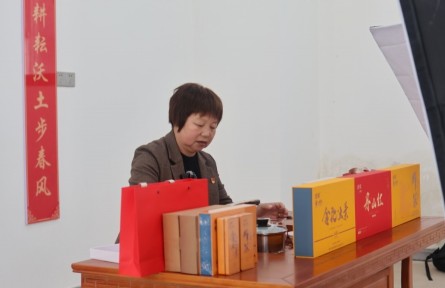 首章有桂茶益清——記福建省首章村黨支部書記、村委會主任陳桂清