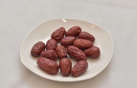 紅棗、紅糖補(bǔ)血嗎？真正補(bǔ)血的是這8種食物，不要吃錯！