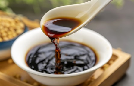 辟謠|靠吃美白或變黑，都不靠譜