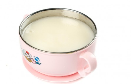 辟謠|米湯能代替母乳和配方粉？千萬別信！