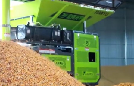 寧夏固原市原州區(qū)：搶烘秋糧緩解農(nóng)戶晾曬收儲難題