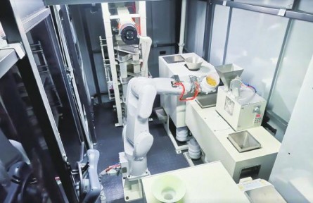 “機(jī)器人”上崗 新糧入倉(cāng)多快好省