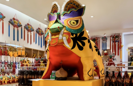 家鄉(xiāng)特優(yōu)農(nóng)產(chǎn)品“大學(xué)生推薦官”行動(dòng) | 品牌手記?：黎侯虎——一只布老虎的傳承密碼與時(shí)代新生